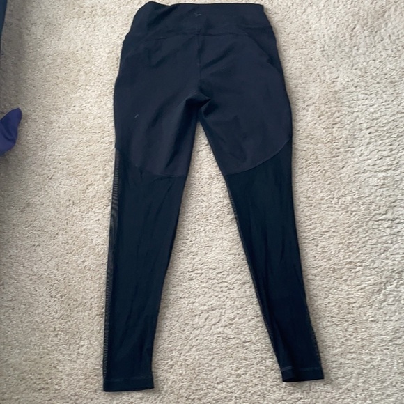 2 pairs old navy size large leggings purple/black - Picture 6 of 7